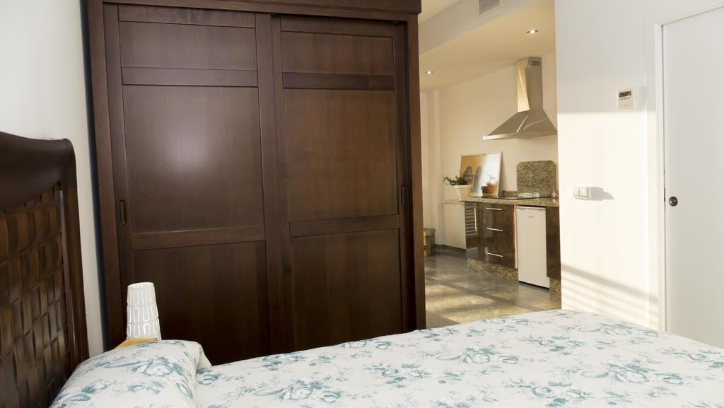 Apartamentos Turisticos Cordoba Califal ภายนอก รูปภาพ